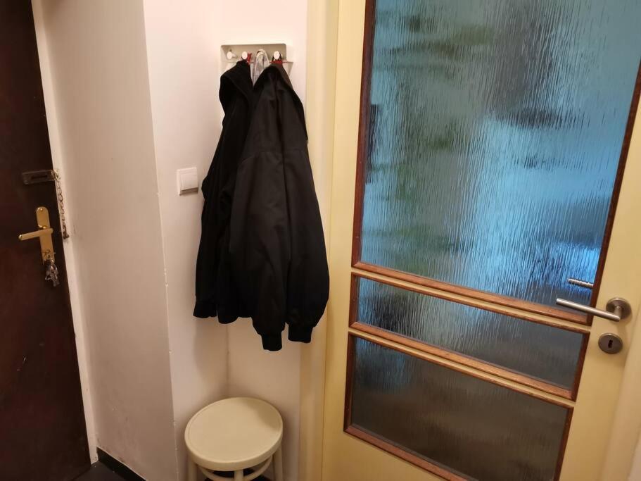 Cozy Studio In The City Centre Near Train Station Pressburg Exterior foto